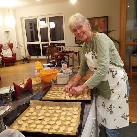 Weihnachtsbäckerei im Hospiz